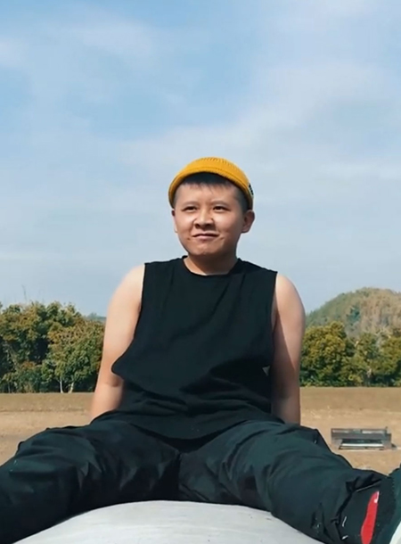 Flat chest surgery Hong Kong people cross the sea to transform! Unlock the dream journey of going shirtless on the beach.
