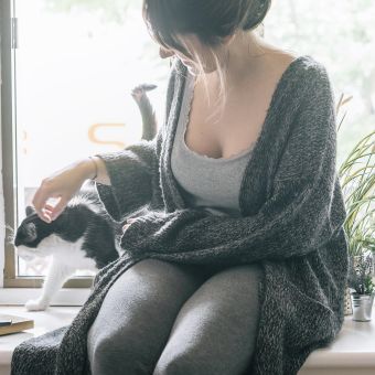 Can you soak in a hot spring after breast augmentation? A professional doctor's reassuring guide.
